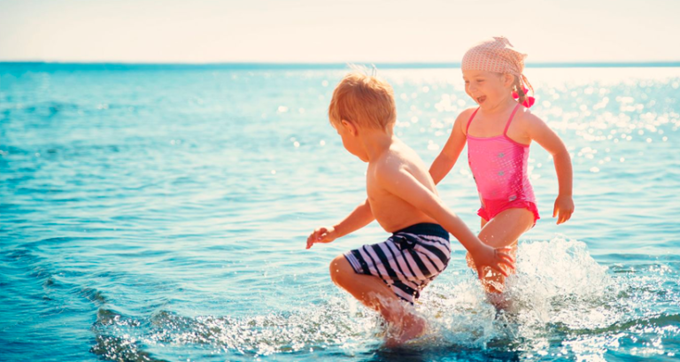 Lee más sobre el artículo Recomendaciones para disfrutar de un día de playa con niños o mayores